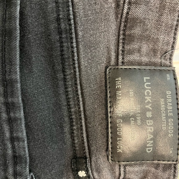 Lolita Skinny Jeans - Picture 3 of 5